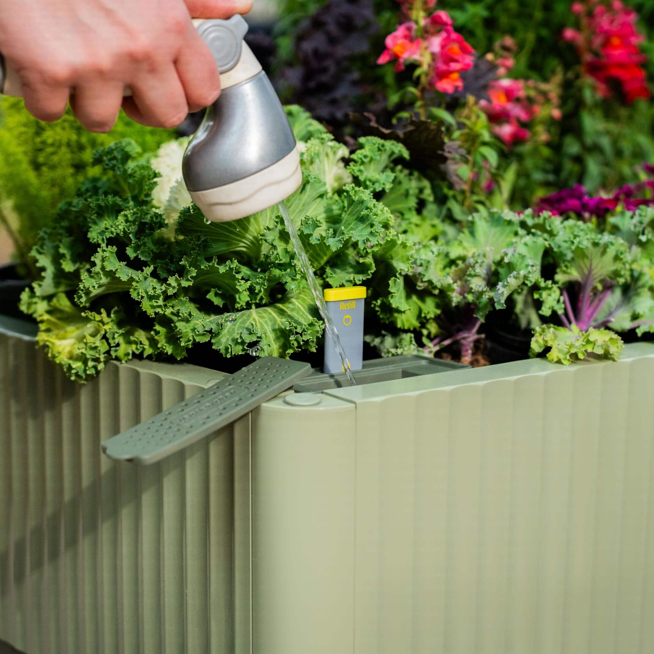 EZCube Self-Watering Planter 21" x 24" - Image 12