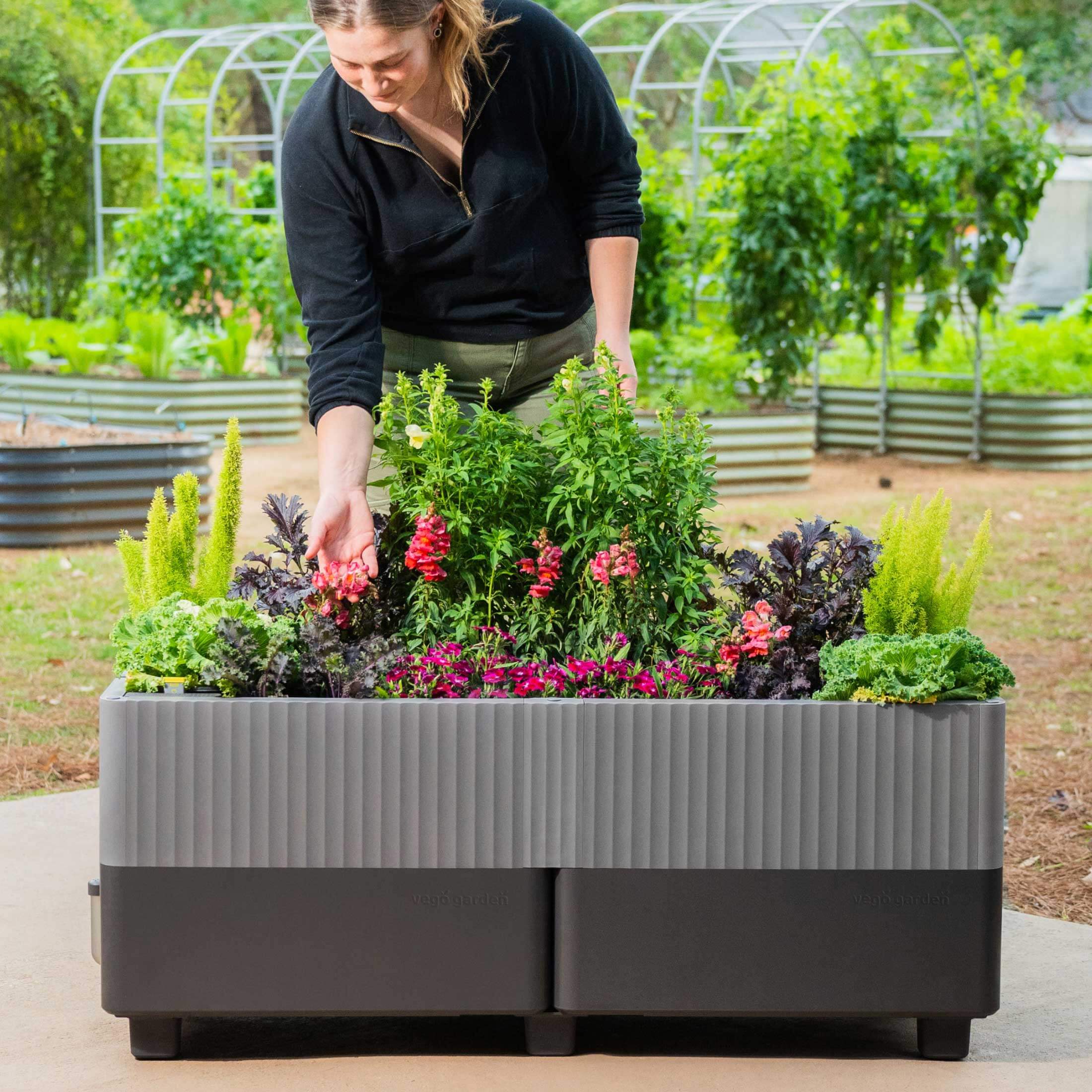 EZCube Self-Watering Planter 21" x 48" - Image 14
